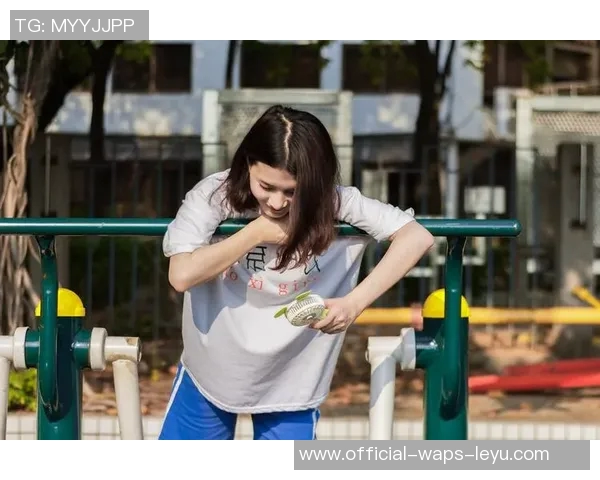 探索少女足球的魅力与成长之路助力女孩们追逐梦想的精彩旅程 探索少女足球的魅力与成长之路助力女孩们追逐梦想的精彩旅程